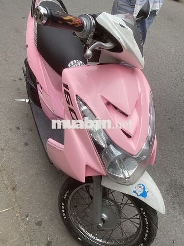 Nhà dư xe bán xe chạy rất tốt