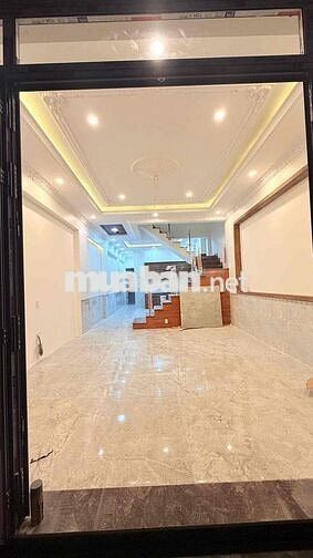 Nhà 3 lầu mới hoàn thiện gần siêu thị big c dĩ an cần bán