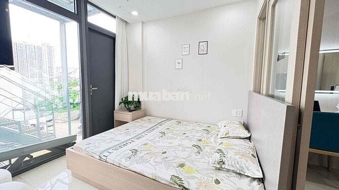 CHDV 1PN BALCONY FULL NỘI THẤT CAO CẤP VIEW THÀNH PHỐ TRẦN HƯNG ĐẠO Q1