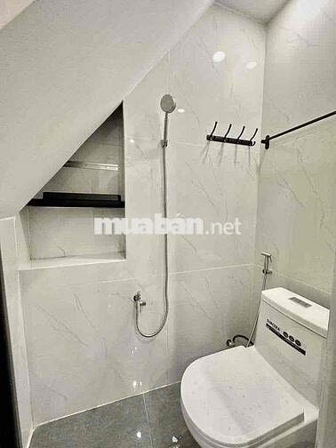 NHÀ ĐẸP GIÁ RẺ - FULL NỘI THẤT - TRUNG TÂM PHÚ NHUẬN - CHỈ 8TR/THÁNG