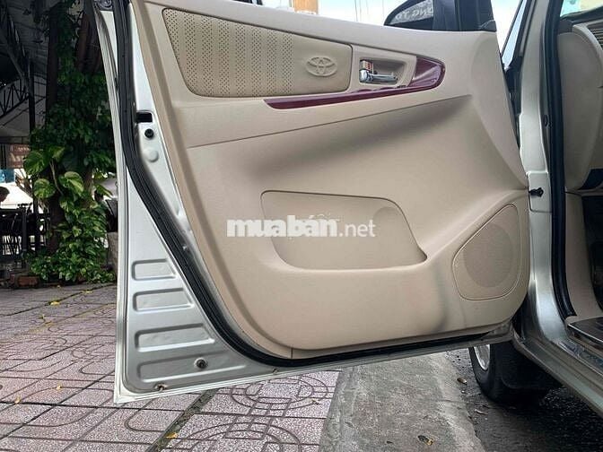 Toyota Innova 2007 G - 195000 km