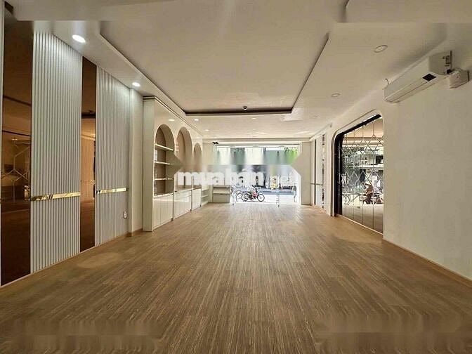 CHO THUÊ TÒA NHÀ MẶT TIỀN HẺM LỚN – BA THÁNG HAI, Q10 CÓ TM, SD 1050M2