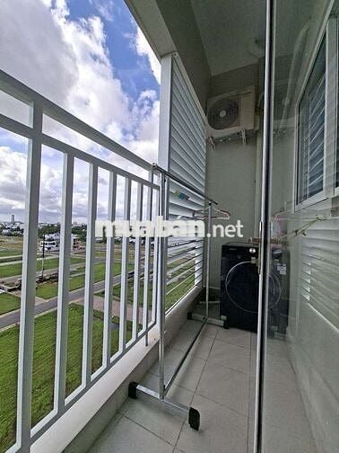 CHO THUÊ THÁNG 12 _CĂN HỘ ĐỦ NỘI THẤT_VIEW HỒ_TẦNG CAO NAMLONG2