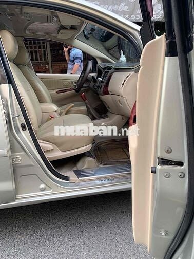 Toyota Innova 2007 G - 195000 km