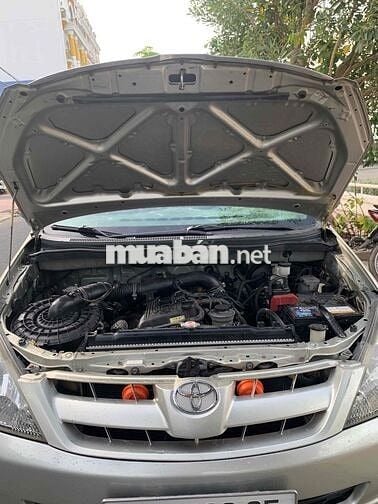 Toyota Innova 2007 G - 195000 km