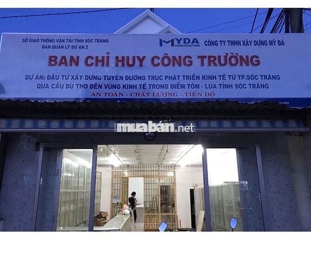 Nhà mặt tiền 150m2 3 phòng ngủ đường Lê Hồng Phong