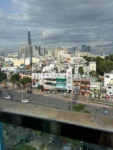 Cho thuê căn hộ duplex mặt tiền Điện Biên Phủ giáp Quận 1