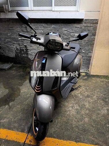 Cần bán Vespa Sprint 150