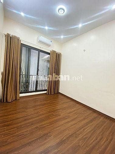 Bán nhanh nhà đầu ngõ Bạch Đằng, giá 9.5 tỷ, 31m2x4T, ở luôn 