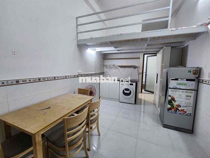 Cho thuê nhà nhỏ 2 không gian ngủ giá rẻ nằm ngay tqb gần cầu chữ Y