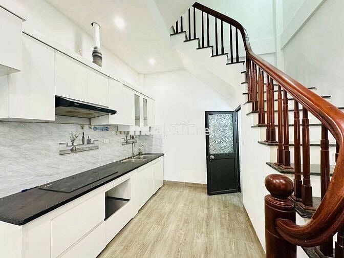 HIẾM NHÀ PHỐ LỤA TRUNG TÂM HÀ ĐÔNg- ÔTÔ ĐỖ 50M - GẦN TRƯỜNG HỌC VÀ CHỢ