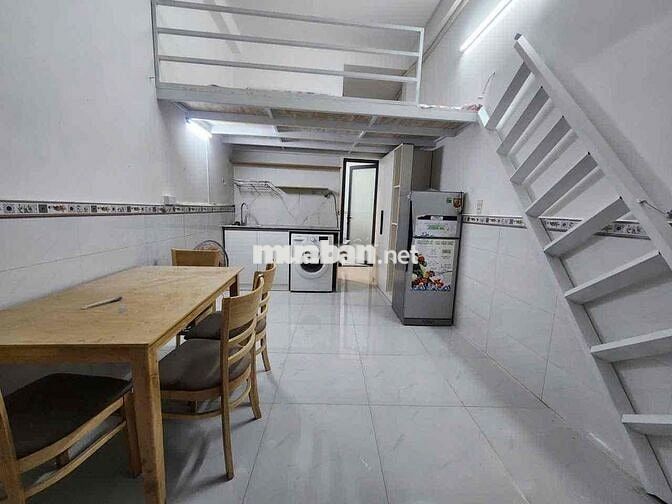 Cho thuê nhà nhỏ 2 không gian ngủ giá rẻ nằm ngay tqb gần cầu chữ Y