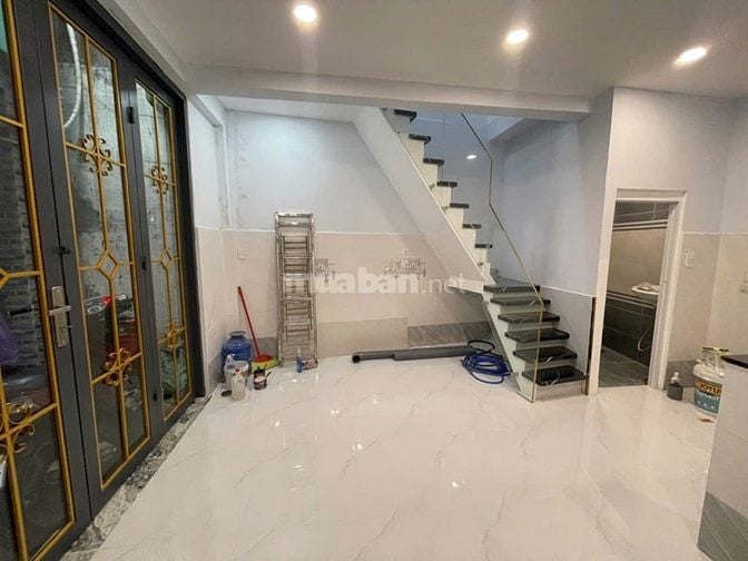 Bán nhà 189 xóm chiếu P16 Q4,dt:80m,giá:16tỷ(3lầu)