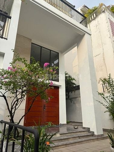 Cho thuê Biệt thự KDC Phú Mỹ, 5PN-5WC, giá 50tr/th. Full nội thất cc