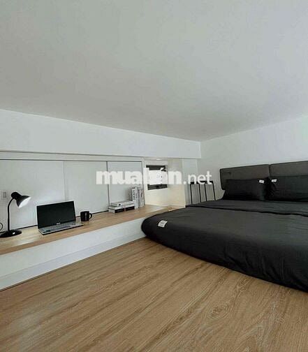 CHO THUÊ PHÒNG GÁC BAN CÔNG CỬA SỔ MỚI XÂY GẦN QUA ĐẠI HỌC VĂN LANG