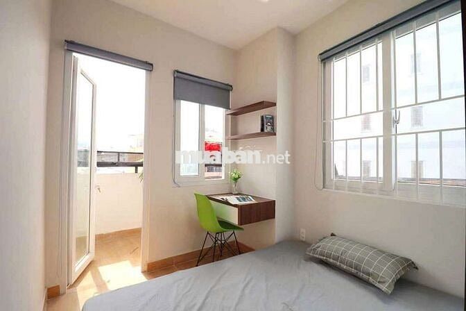 Căn hộ 2pn2wc 60m2 full nội thất mặt tiền Cô Bắc - Q1