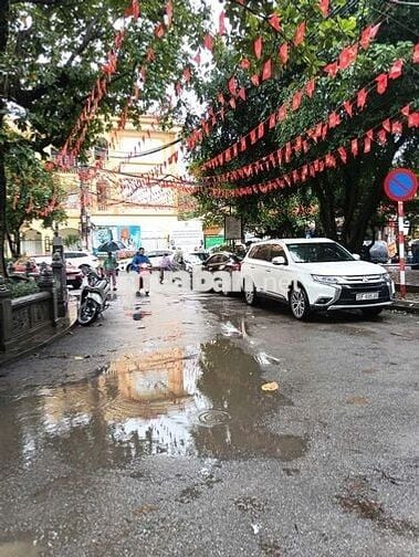 HIẾM NHÀ PHỐ LỤA TRUNG TÂM HÀ ĐÔNg- ÔTÔ ĐỖ 50M - GẦN TRƯỜNG HỌC VÀ CHỢ