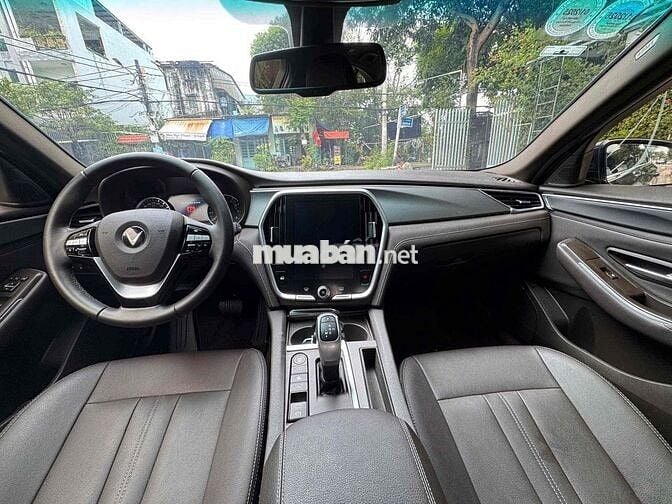 VinFast Lux A2.0 2020 Plus 2.0 AT - 68000 km