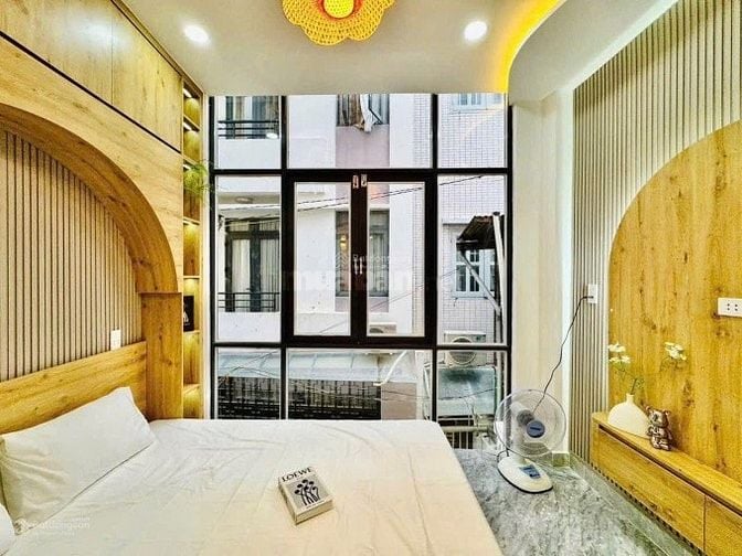 Bán gấp nhà đẹp 3lầu hẻm xe hơi Võ Văn Ngân phường Linh Chiểu Thủ Đức