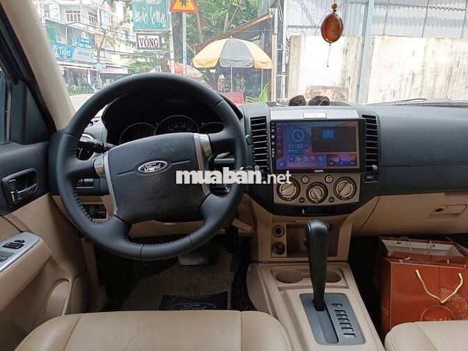 Ford Everest 2011 2.5L 4x2 AT - 91000 km