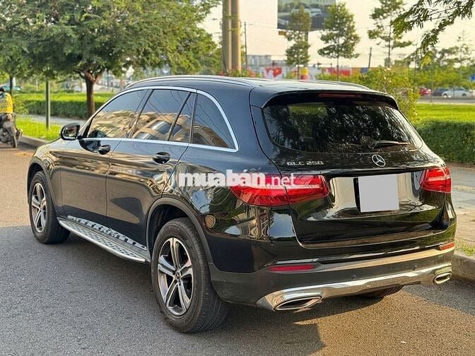 Mercedes Benz GLC250 4MATIC 2018 - 53000 km