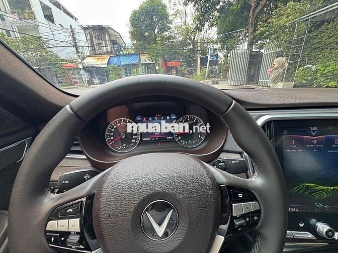 VinFast Lux A2.0 2020 Plus 2.0 AT - 68000 km