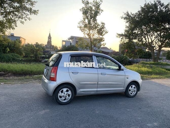 Kia Morning Số sàn Bạc 5 chỗ