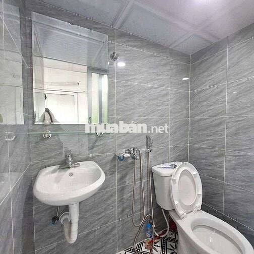 Chính Chủ Bán Nhà Tập Thể A1 Phố 8/3 View Triệu Đô