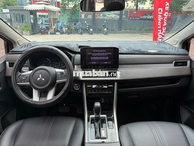 Mitsubishi Xpander 2025 Premium 1.5 AT - 295000 km
