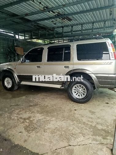 Ford Everest 2005 Vàng cát