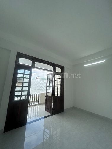 Gia đình cần bán nhà 3 tầng 3 mê Mặt tiền gần Hà Huy Tập -Trần Xuân Lê