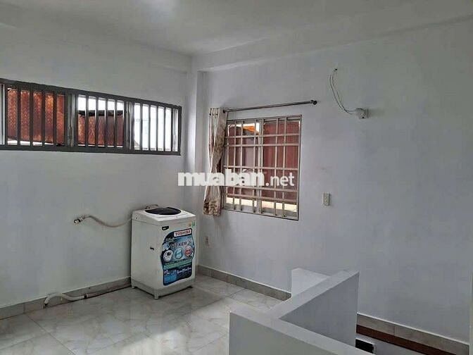 NHÀ 1TRỆT 2LẦU+ST 4X10M 3PN 4WC ĐƯỜNG 12 HBC GẦN COOPMART BÌNH TRIỆU