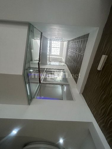 Gia đình cần bán nhà 3 tầng 3 mê Mặt tiền gần Hà Huy Tập -Trần Xuân Lê