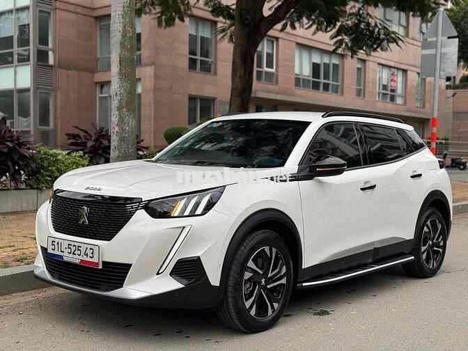 Peugeot 2008 2024 GT Line 1.2 AT - 9000 km