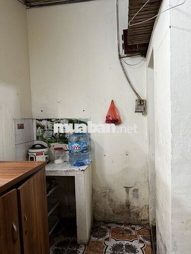 CCcho thuê phòng tại số 102 D Ngõ 151 Nguyễn Đức Cảnh,Tương Mai,Hà Nội