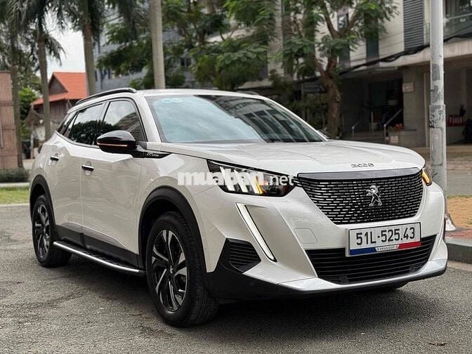 Peugeot 2008 2024 GT Line 1.2 AT - 9000 km