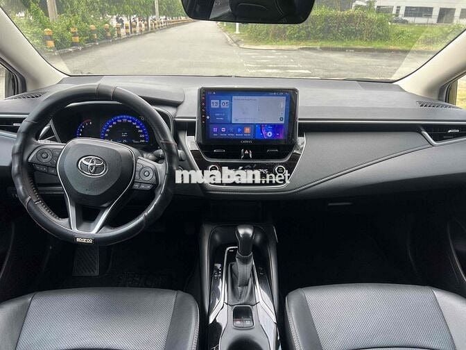 Toyota Corolla Altis 2022 1.8V - 50000 km Xe Nhập