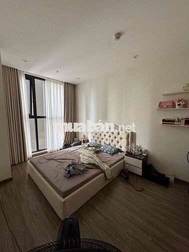 bán căn 1 ngủ 43m2 tại phân khu cao cấp của Vinhomes Smart City