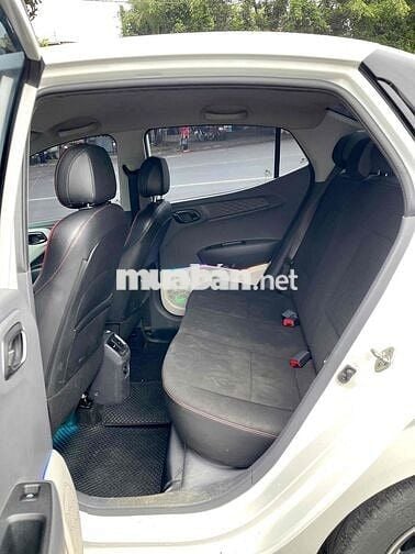 Hyundai Grand i10 2022 1.2 Sedan AT - 53000 km