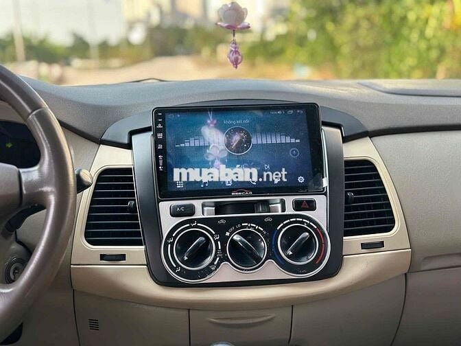 Toyota Innova 2009 G - 35489 km