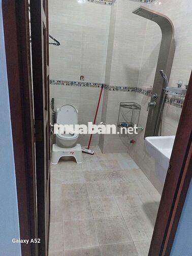 Phòng trong nhà nguyên căn cho thuê Q12