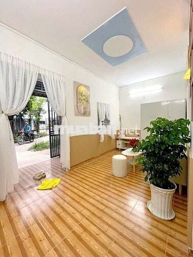 Bán nhà mặt tiền đường, gấp gấp!!!