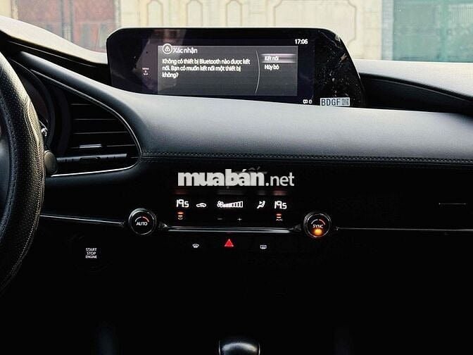 Mazda 3 2022 1.5L Luxury - 55200 km