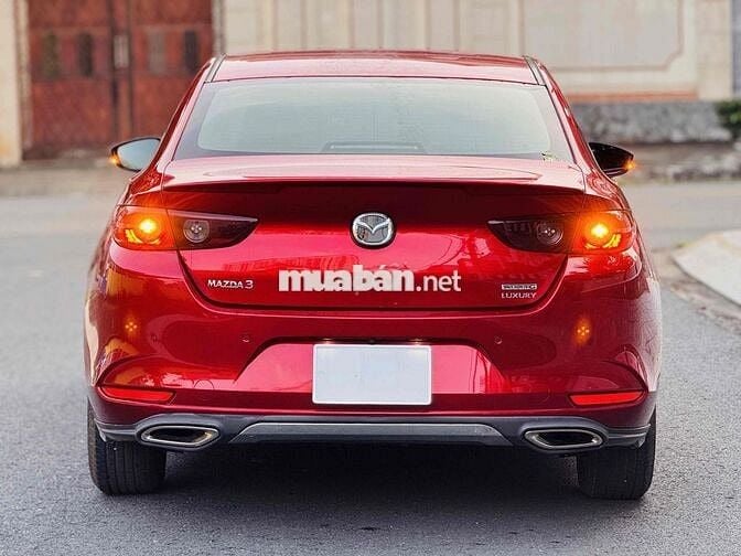 Mazda 3 2022 1.5L Luxury - 55200 km