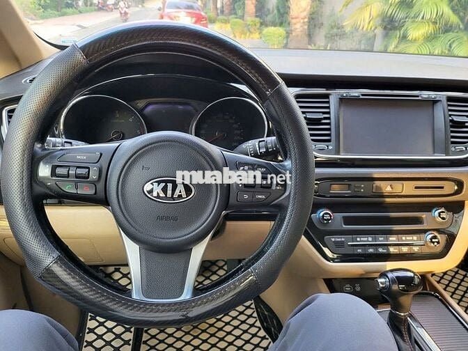 Kia Sedona 2016 Luxury 78.000km