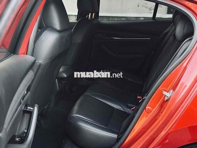 Mazda 3 2022 1.5L Luxury - 55200 km