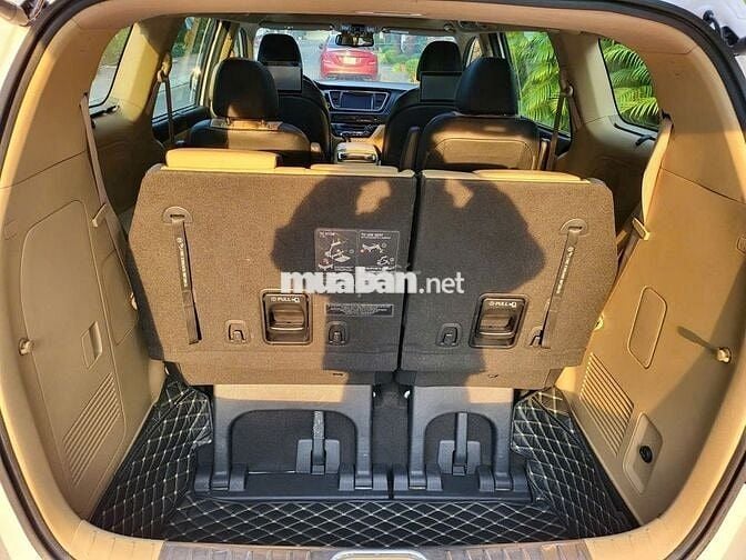 Kia Sedona 2016 Luxury 78.000km