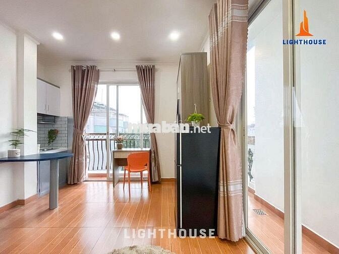 NGAY SÂN BAY TSN K300 - NGUYỄN THÁI BÌNH, CỘNG HÒA, NGÃ TƯ BẢY HIỀN