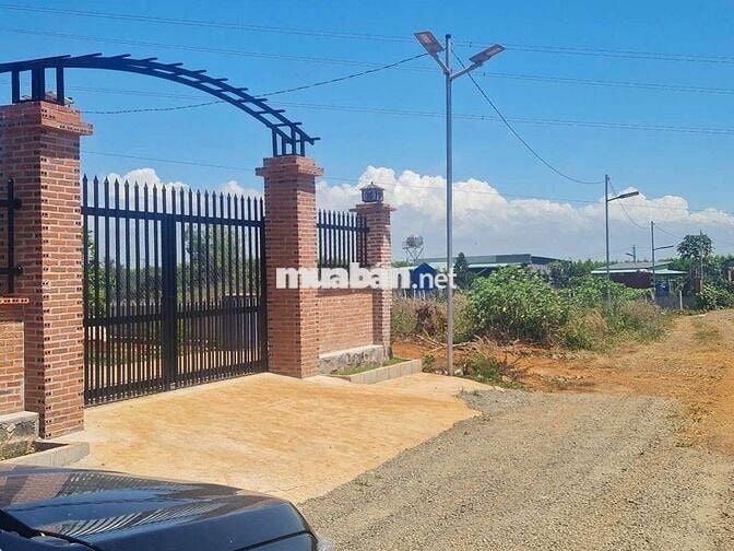 ĐẤT NỀN THỔ CỬ TRUNG TÂM THỊ TRẤN ĐẤT ĐỎ