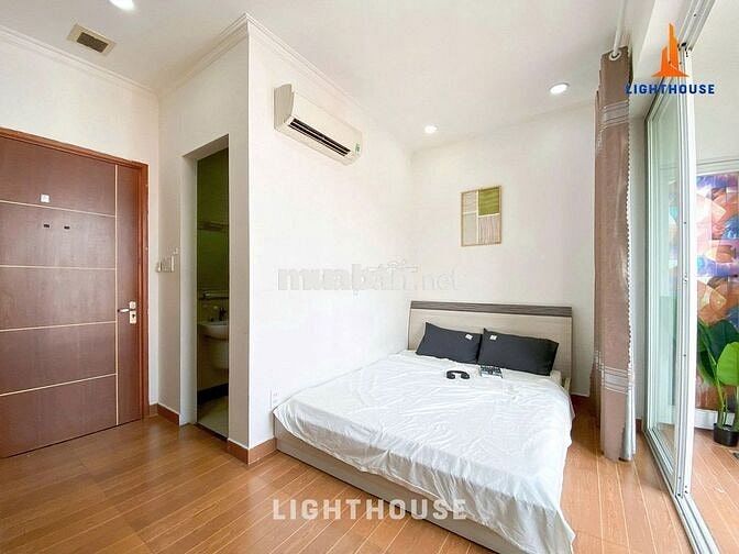 NGAY SÂN BAY TSN K300 - NGUYỄN THÁI BÌNH, CỘNG HÒA, NGÃ TƯ BẢY HIỀN